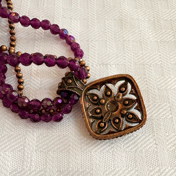 Avon Purple and Bronze Beaded Necklace - Picture 4 of 6
